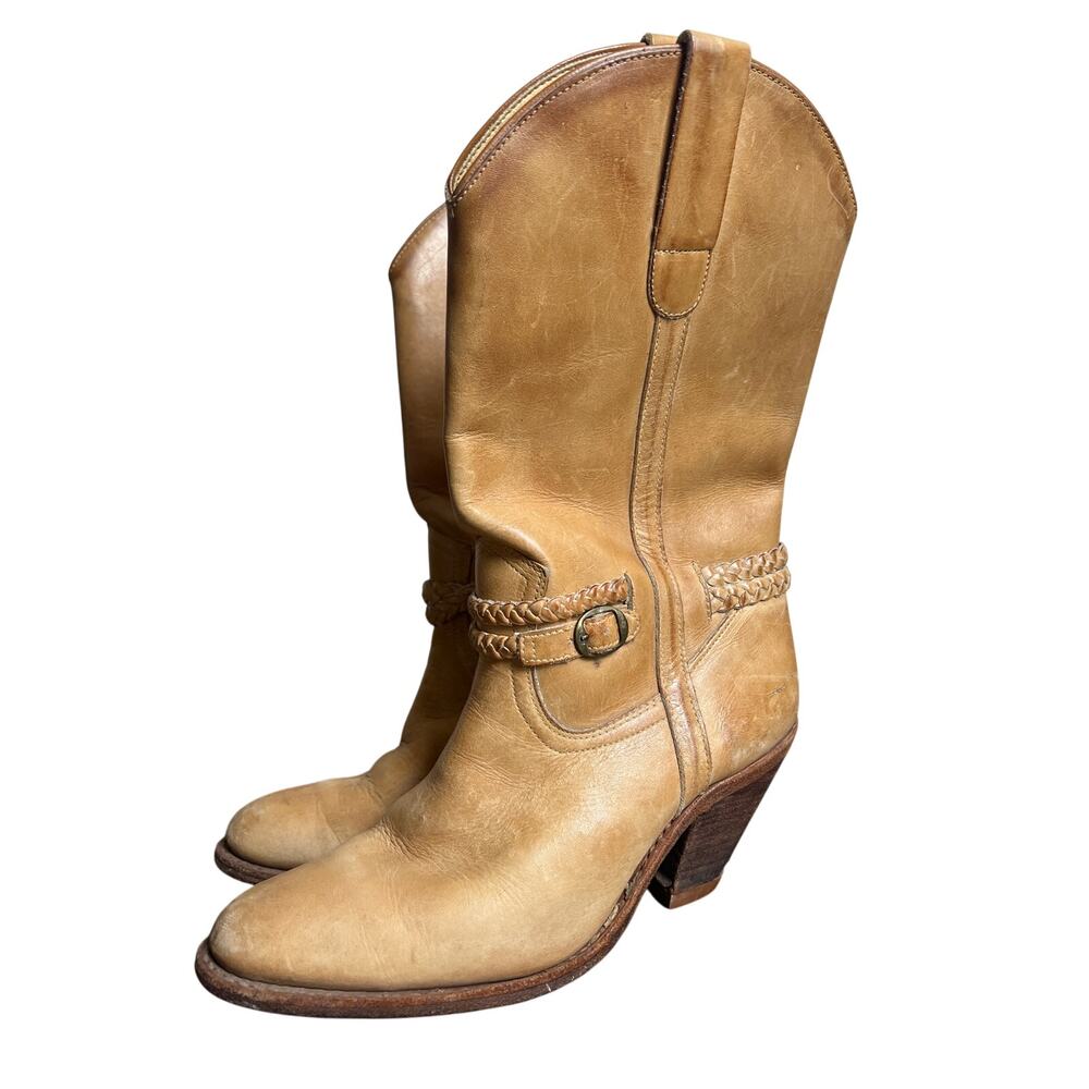 Town & Country 7.5 Beige Women Heel Boots Made In Brazil